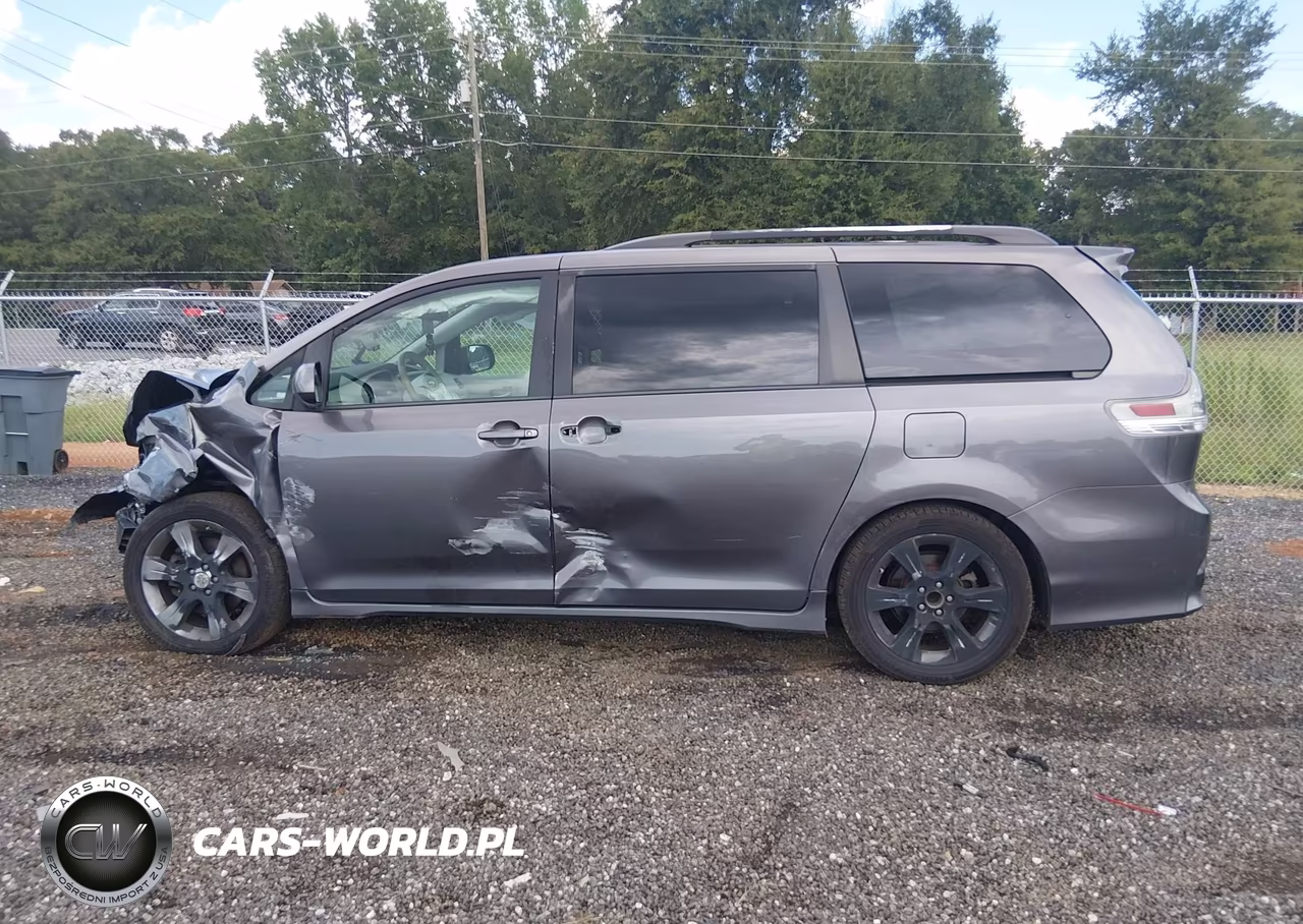 2011 Toyota Sienna Se VIN:5TDXK3DC7BS100658 - 15