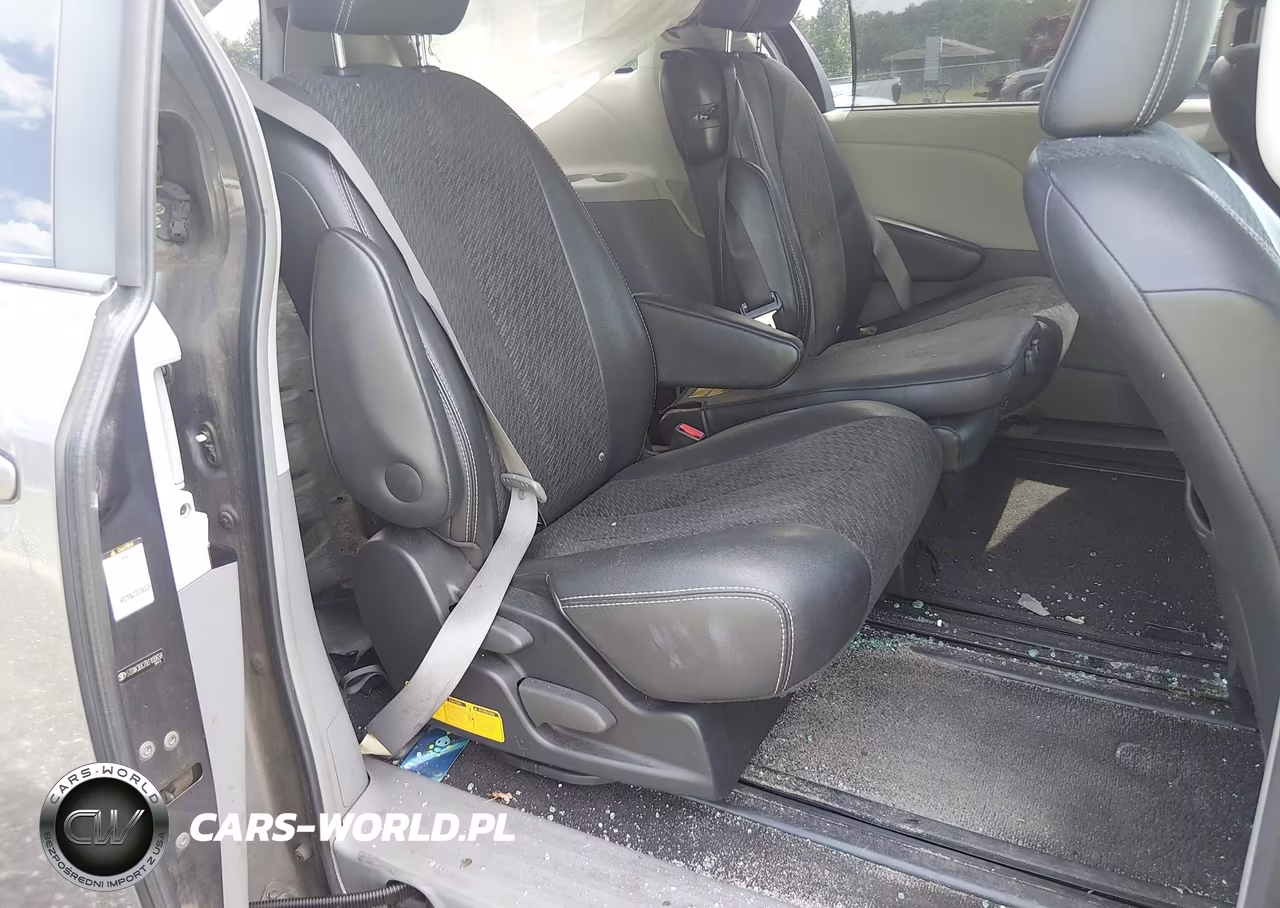 2011 Toyota Sienna Se VIN:5TDXK3DC7BS100658 - 8