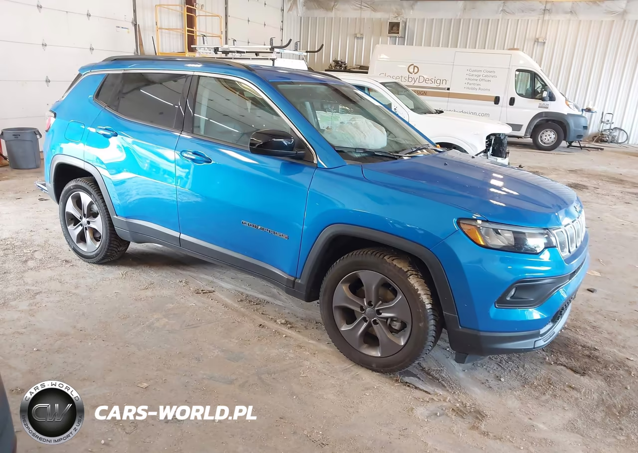 2022 Jeep Compass Latitude Lux 4X4 – zdjęcie 1 z 16
