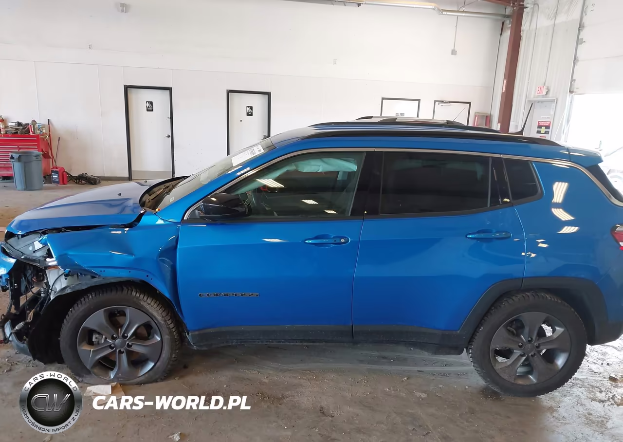 2022 Jeep Compass Latitude Lux 4X4 VIN:3C4NJDFB5NT133012 - 14