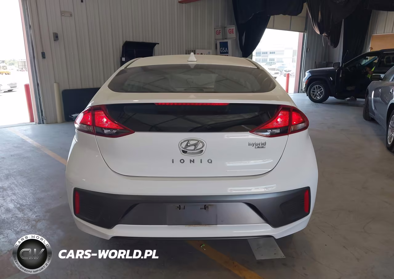 2020 Hyundai Ioniq Hybrid Blue VIN:KMHC65LC9LU233608 - 16
