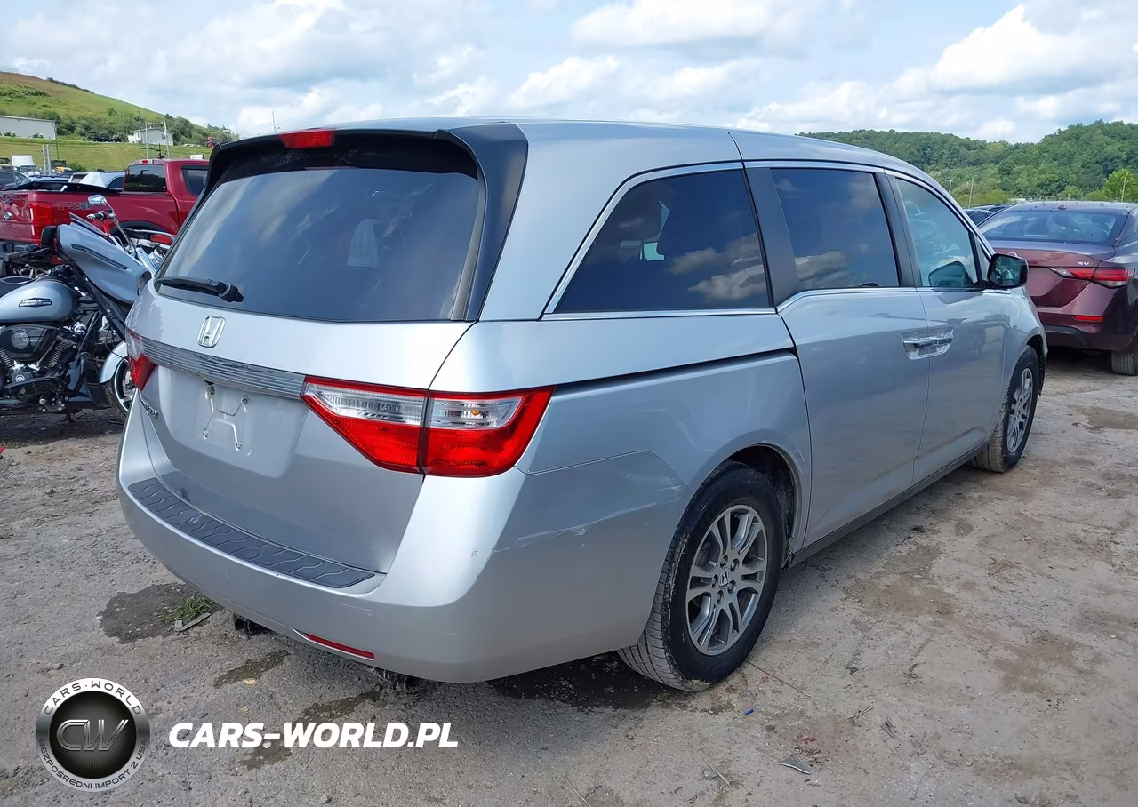 2013 Honda Odyssey Ex VIN:5FNRL5H45DB055893 - 4