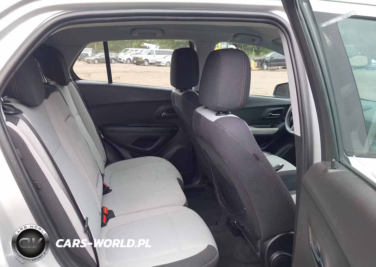 2019 Chevrolet Trax Ls VIN:3GNCJKSB2KL107777 - 8