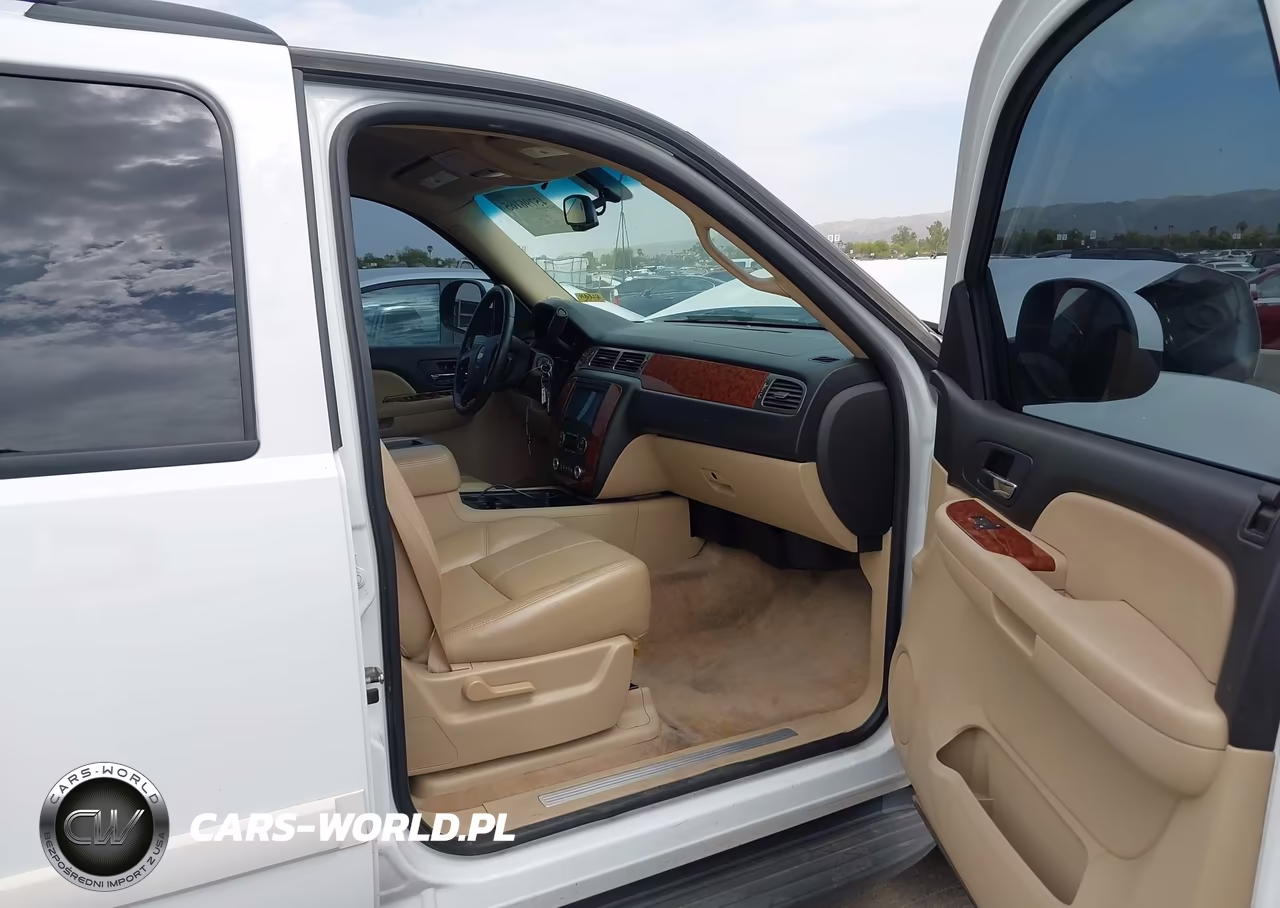 2007 Chevrolet Tahoe Lt VIN:1GNFC13037J337826 - 5