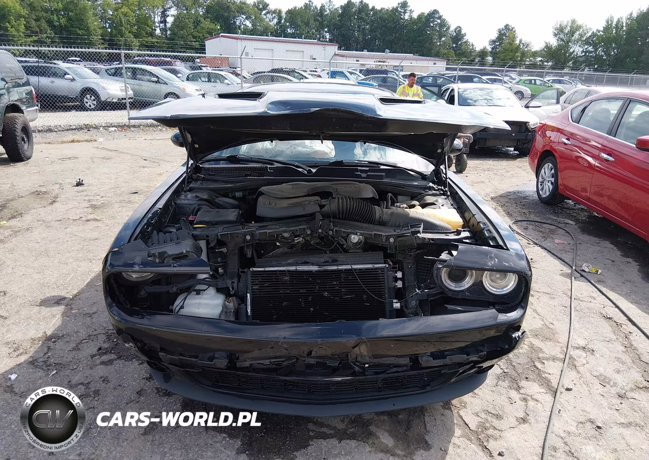 2018 Dodge Challenger Sxt VIN:2C3CDZAG8JH321609 - 12