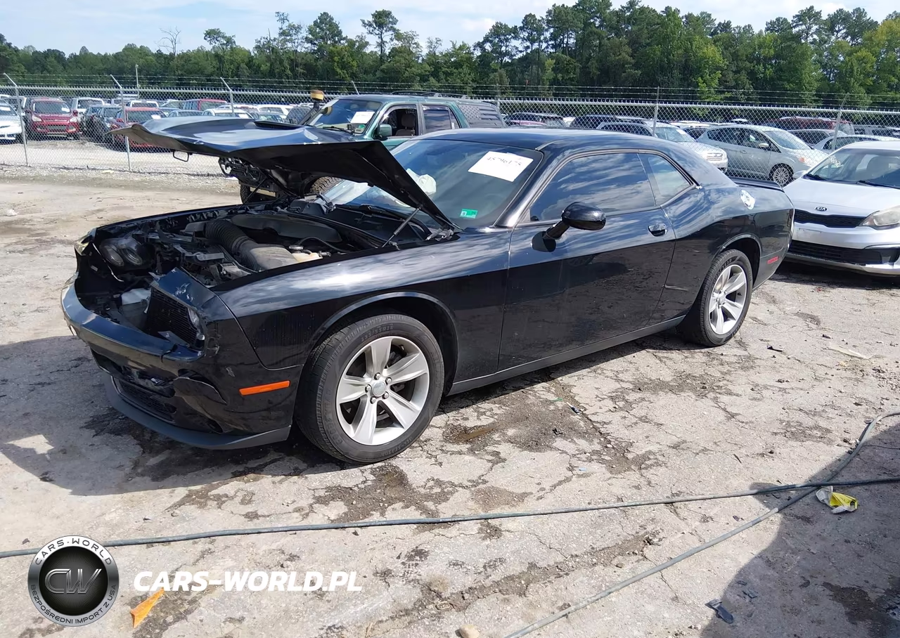 2018 Dodge Challenger Sxt VIN:2C3CDZAG8JH321609 - 2