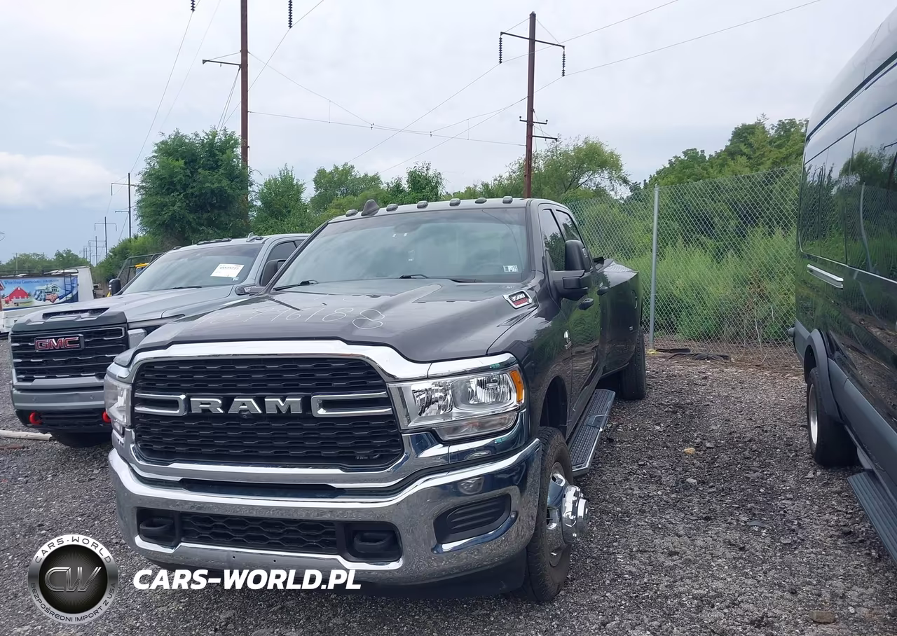2023 Ram 3500 Tradesman 4X4 8' Box VIN:3C63RRGL2PG624970 - 15