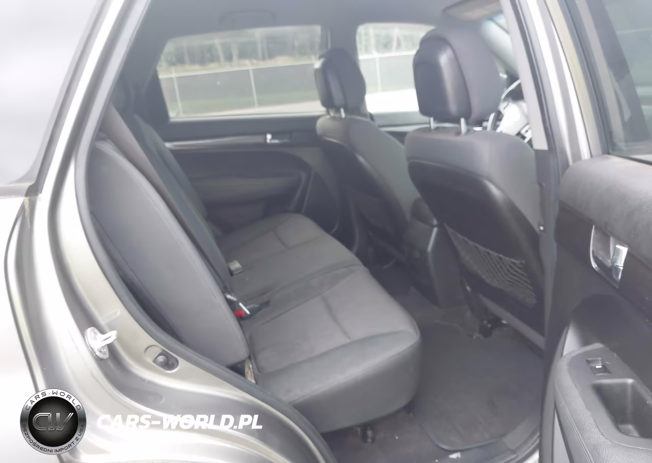 2013 Kia Sorento Lx VIN:5XYKTCA65DG341852 - 8
