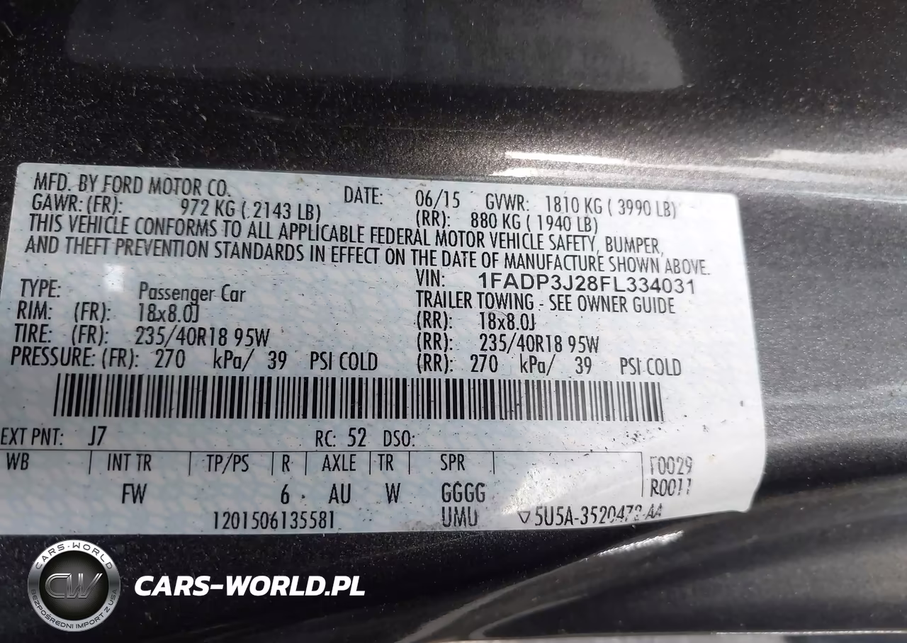 2015 Ford Focus Titanium VIN:1FADP3J28FL334031 - 9
