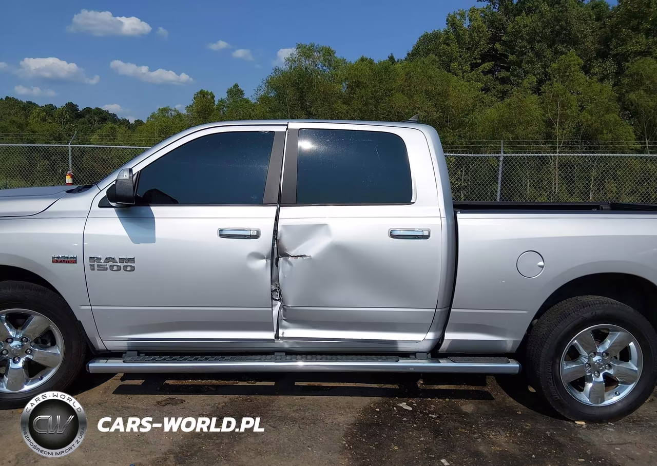 2017 Ram 1500 Big Horn 4X4 6'4 Box VIN:1C6RR7TT0HS688889 - 14