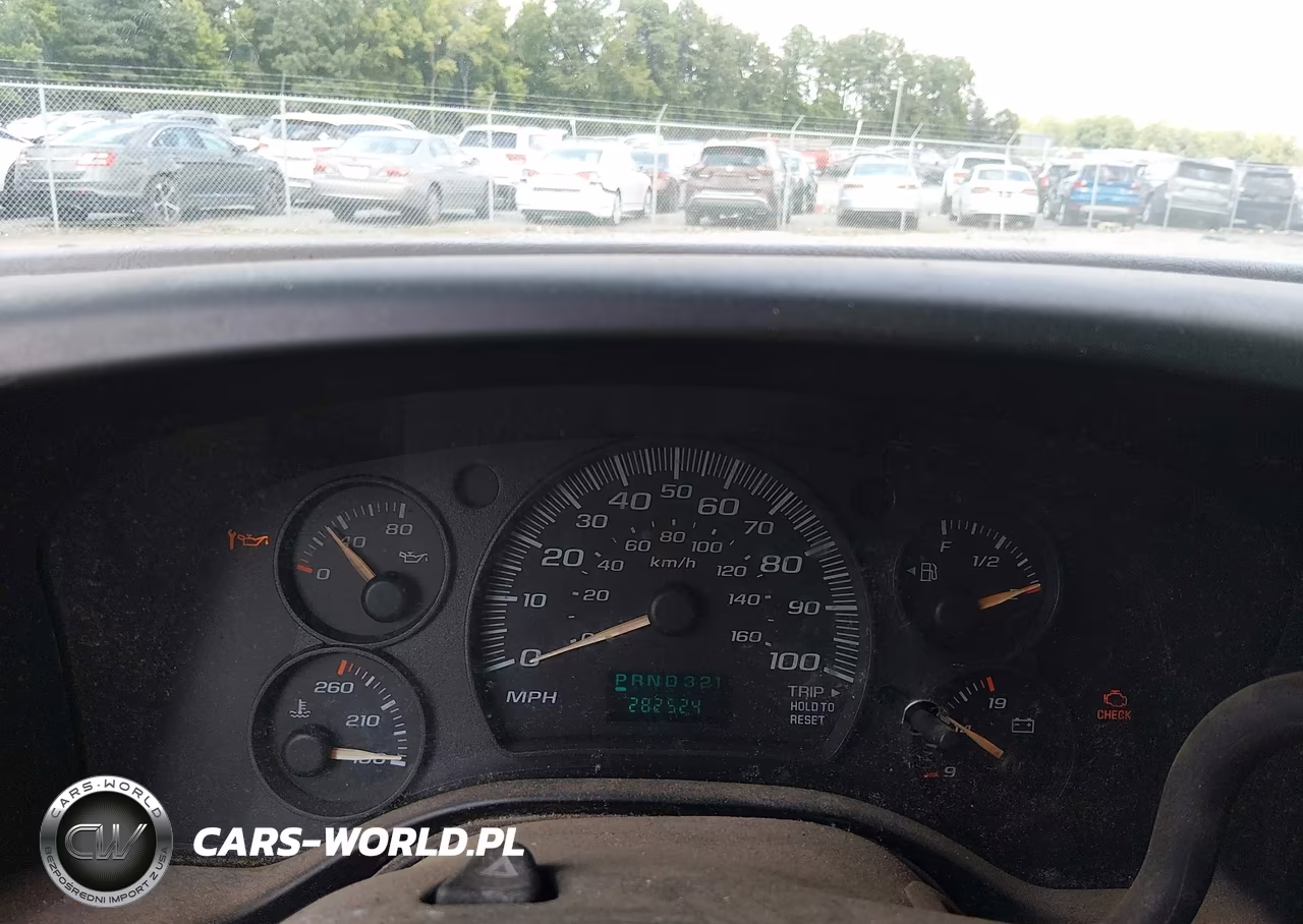 2005 Chevrolet Express VIN:1GCGG25VX51150208 - 7