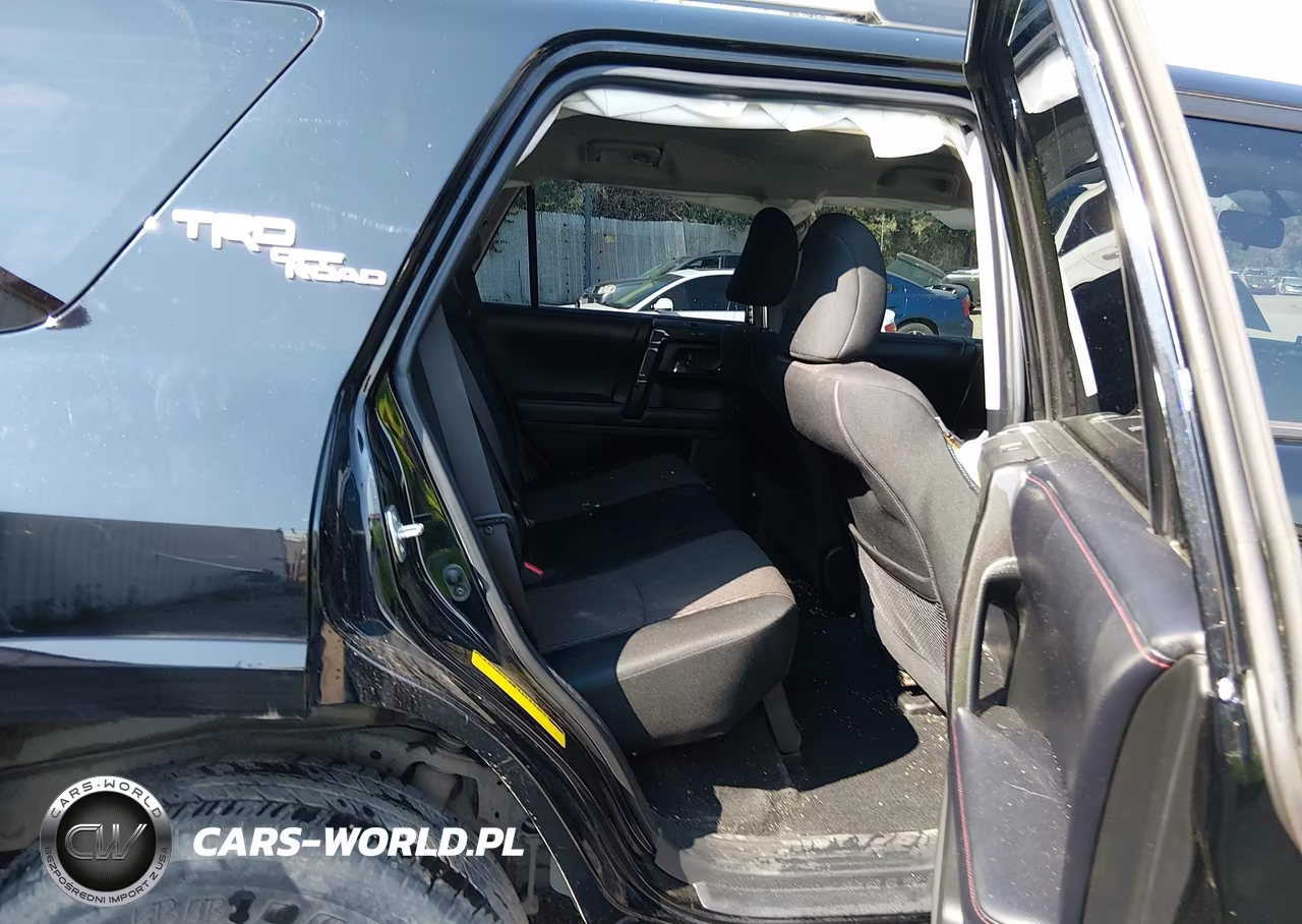 2018 Toyota 4Runner Trd Off Road VIN:JTEBU5JRXJ5562091 - 8