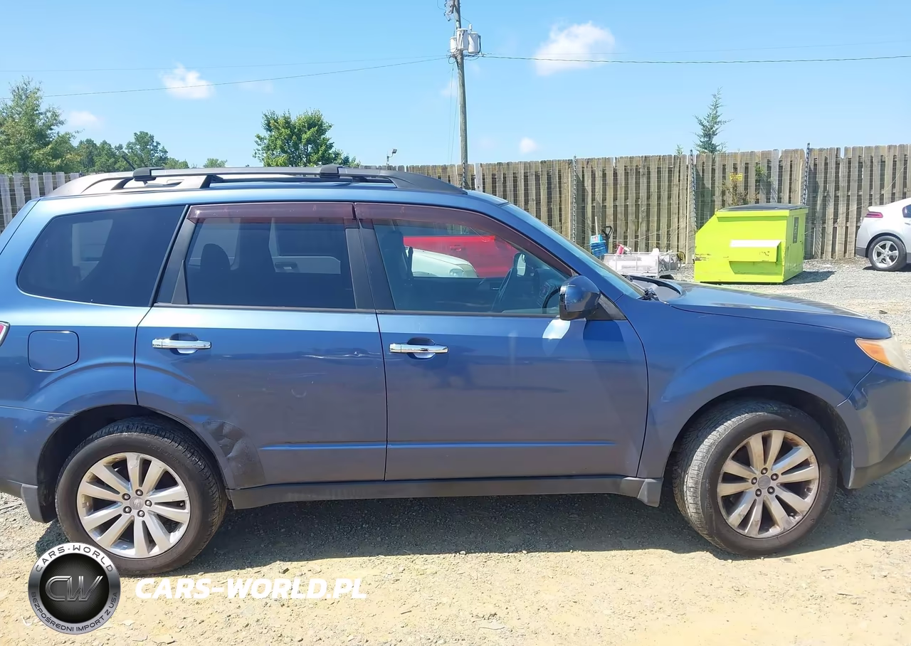 2011 Subaru Forester 2.5X Premium VIN:JF2SHADC7BH758712 - 13