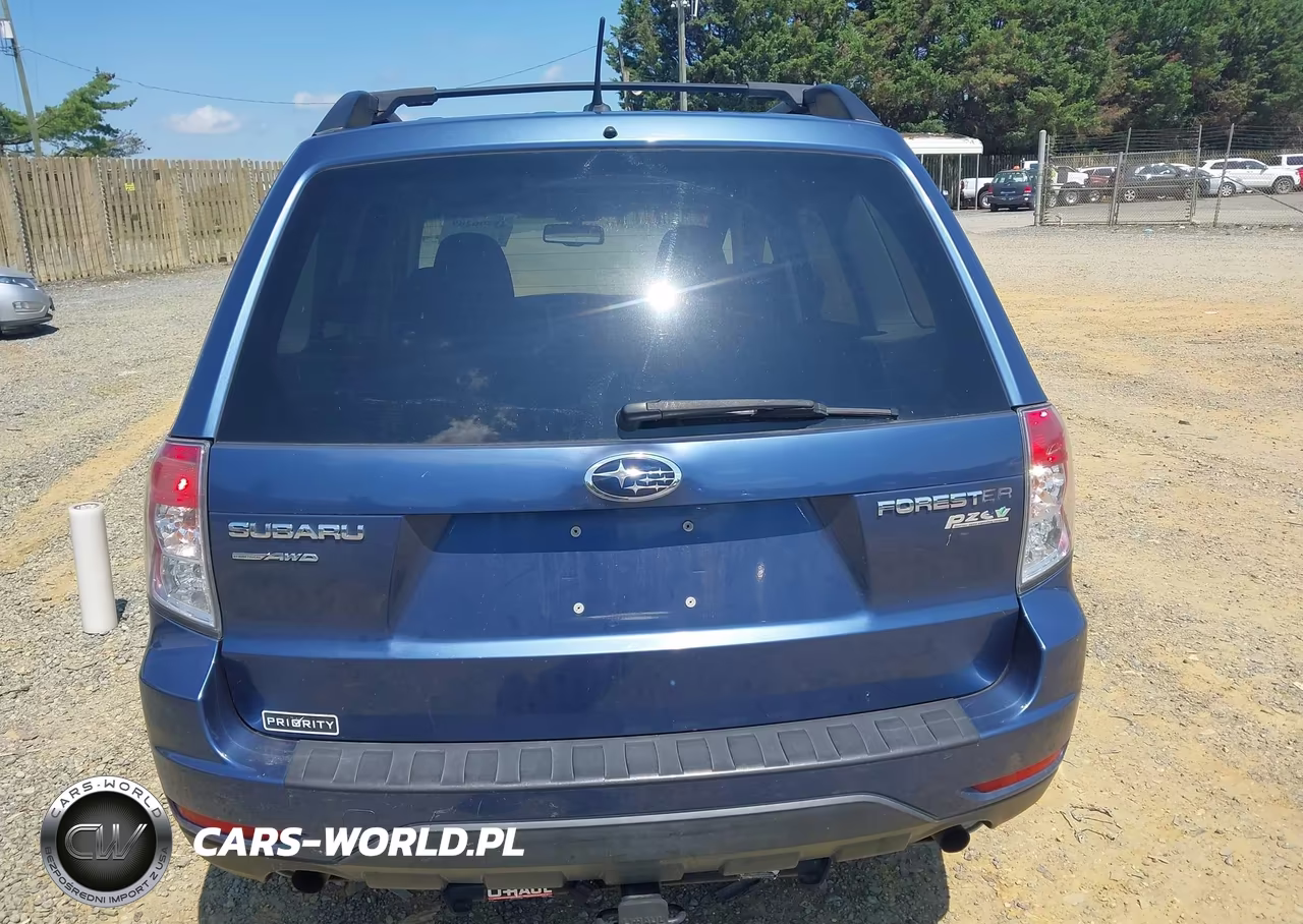 2011 Subaru Forester 2.5X Premium VIN:JF2SHADC7BH758712 - 16