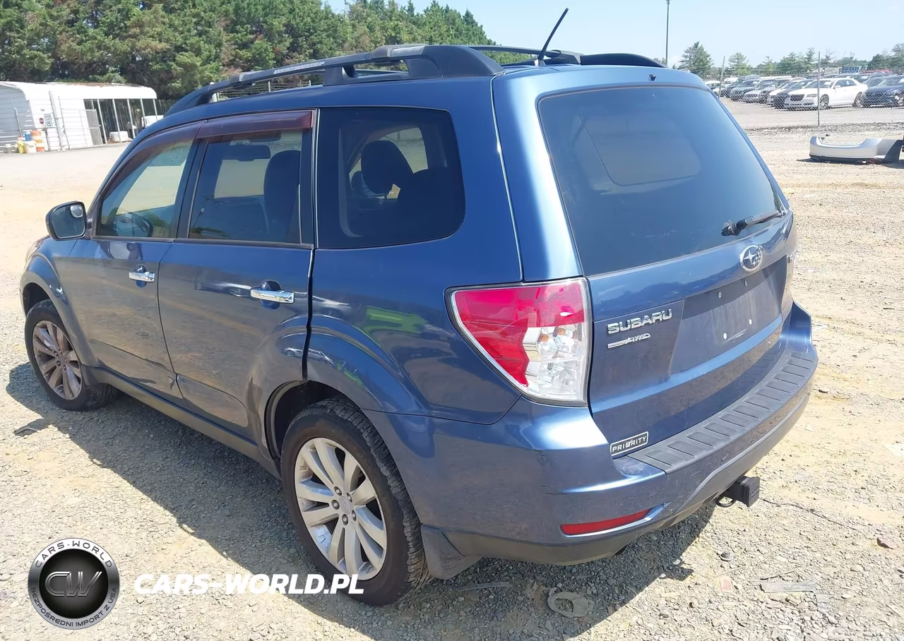 2011 Subaru Forester 2.5X Premium VIN:JF2SHADC7BH758712 - 3