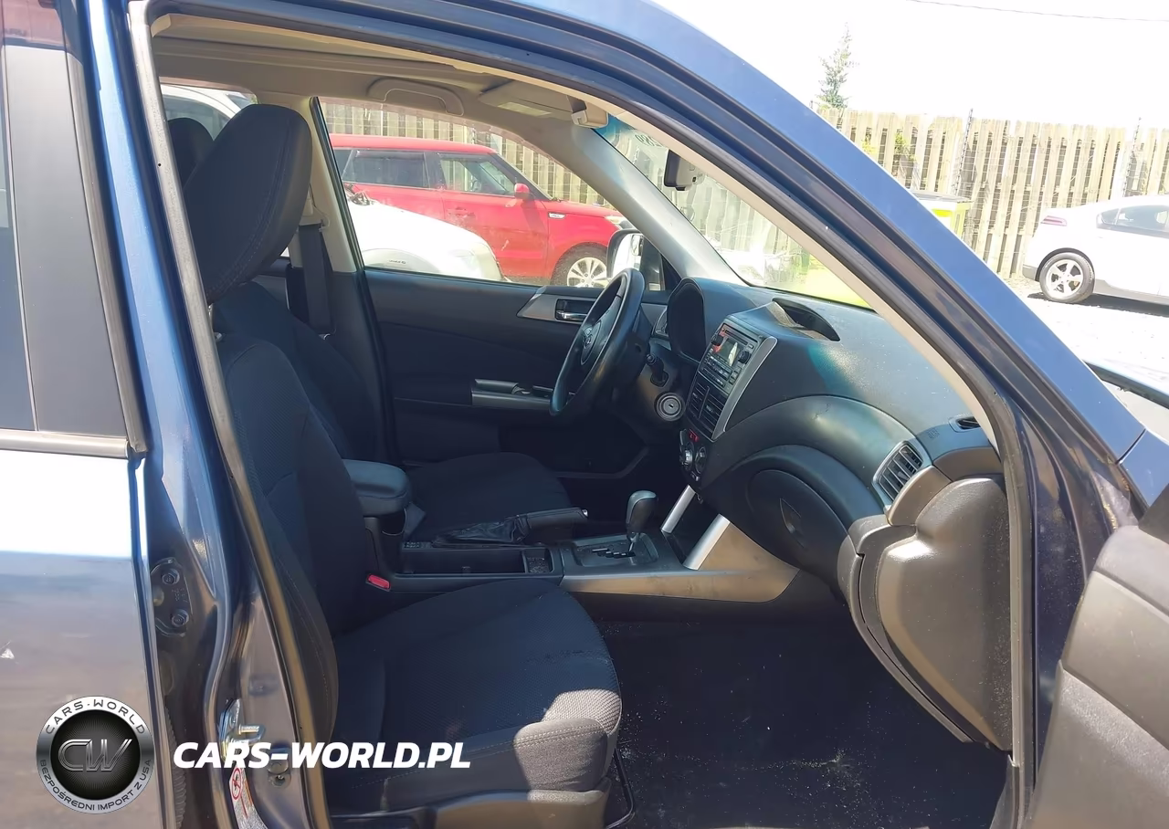 2011 Subaru Forester 2.5X Premium VIN:JF2SHADC7BH758712 - 5