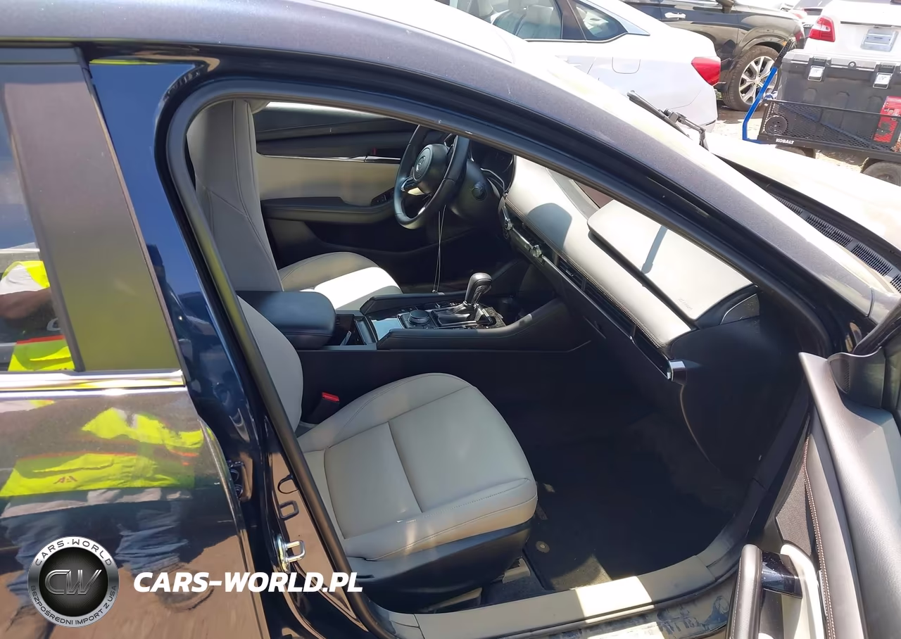 2024 Mazda Mazda3 2.5 S Preferred VIN:JM1BPALM0R1707938 - 5
