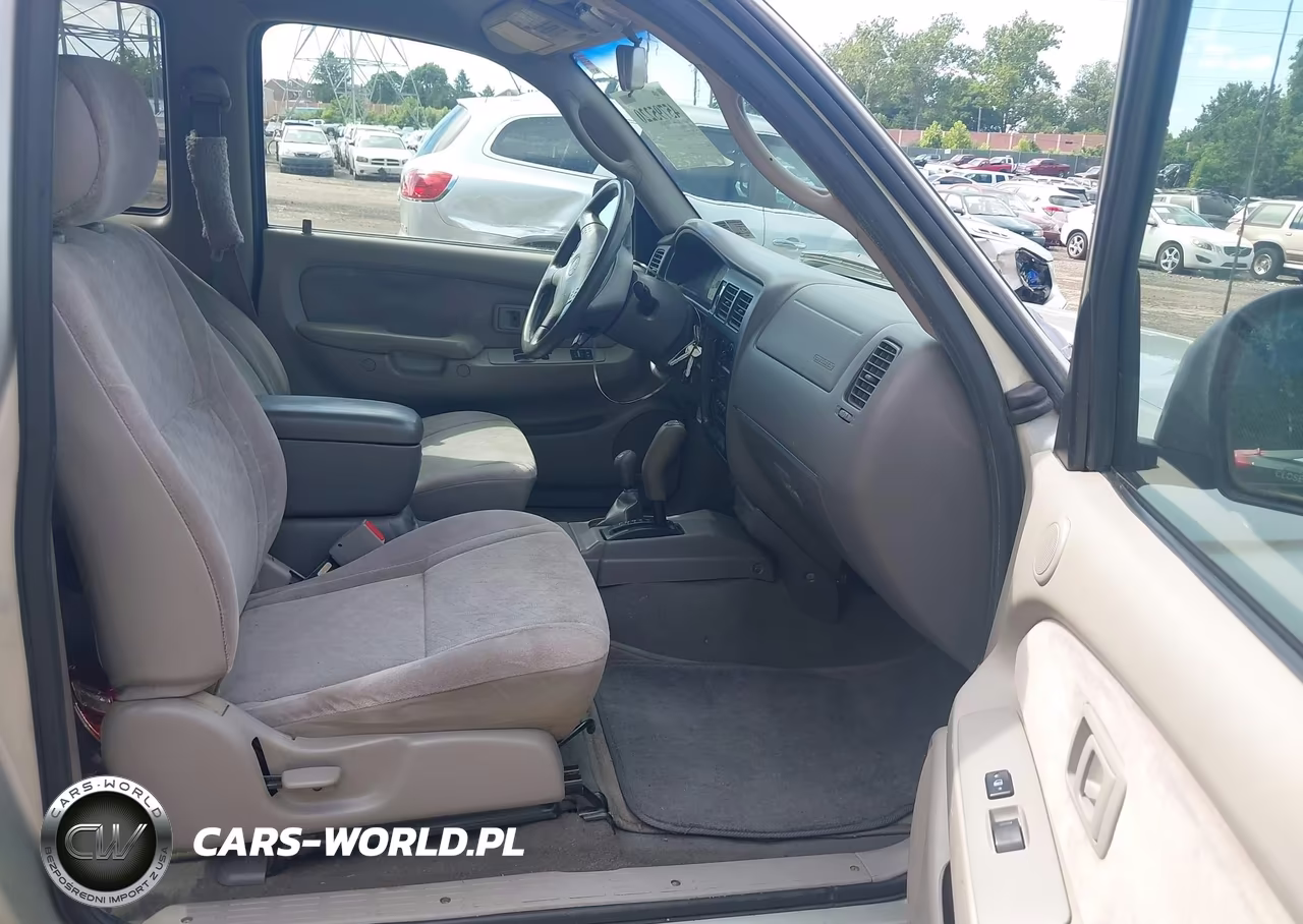 2004 Toyota Tacoma VIN:5TEWM72N84Z362857 - 5