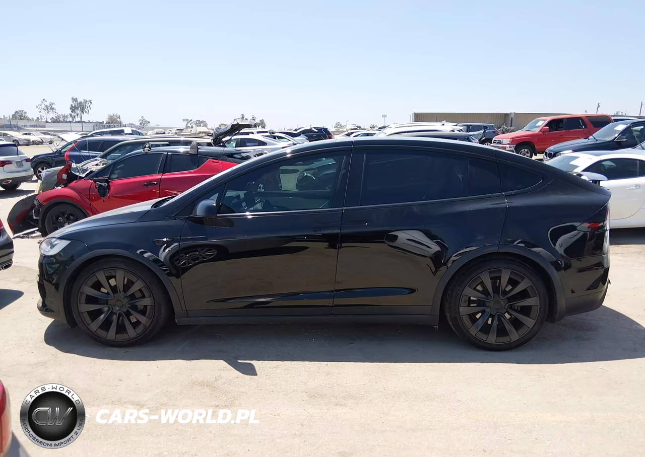 2022 Tesla Model X Plaid Tri Motor All-Wheel Drive VIN:7SAXCBE69NF357171 - 14
