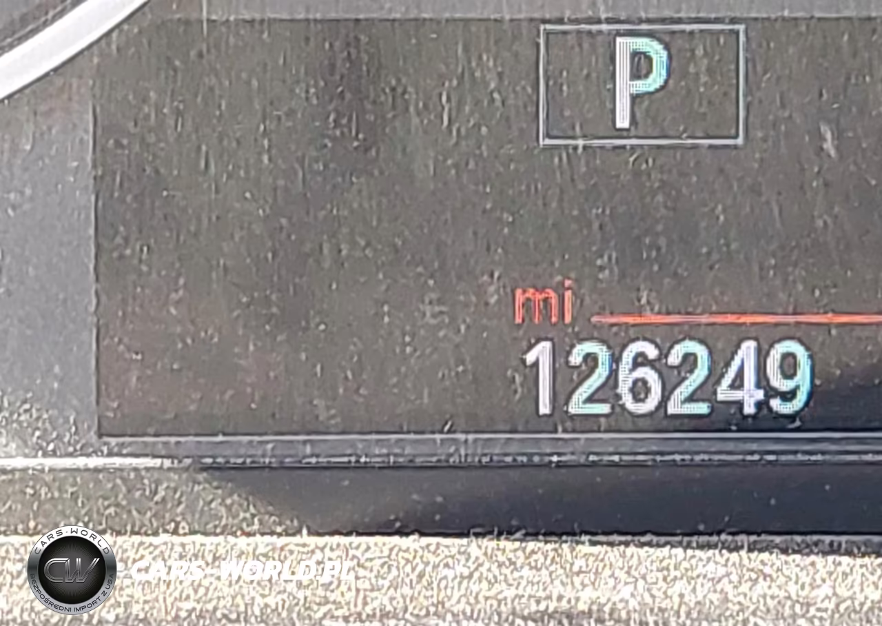 2018 BMW X1 xDrive28I VIN:WBXHT3C36J5K24382 - 15