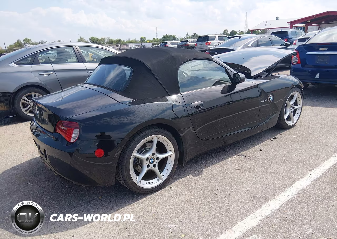 2006 BMW Z4 3.0Si VIN:4USBU53546LW91584 - 4