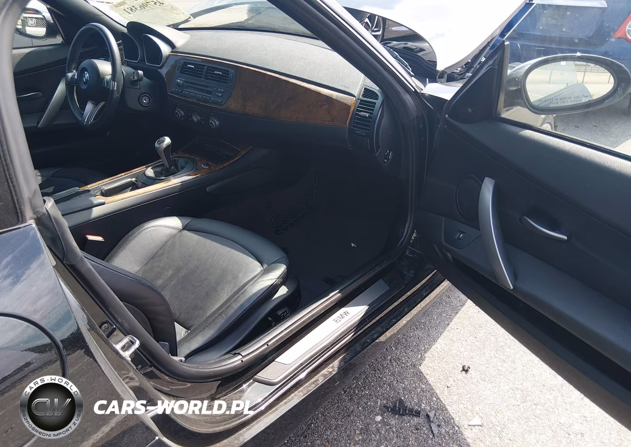2006 BMW Z4 3.0Si VIN:4USBU53546LW91584 - 5
