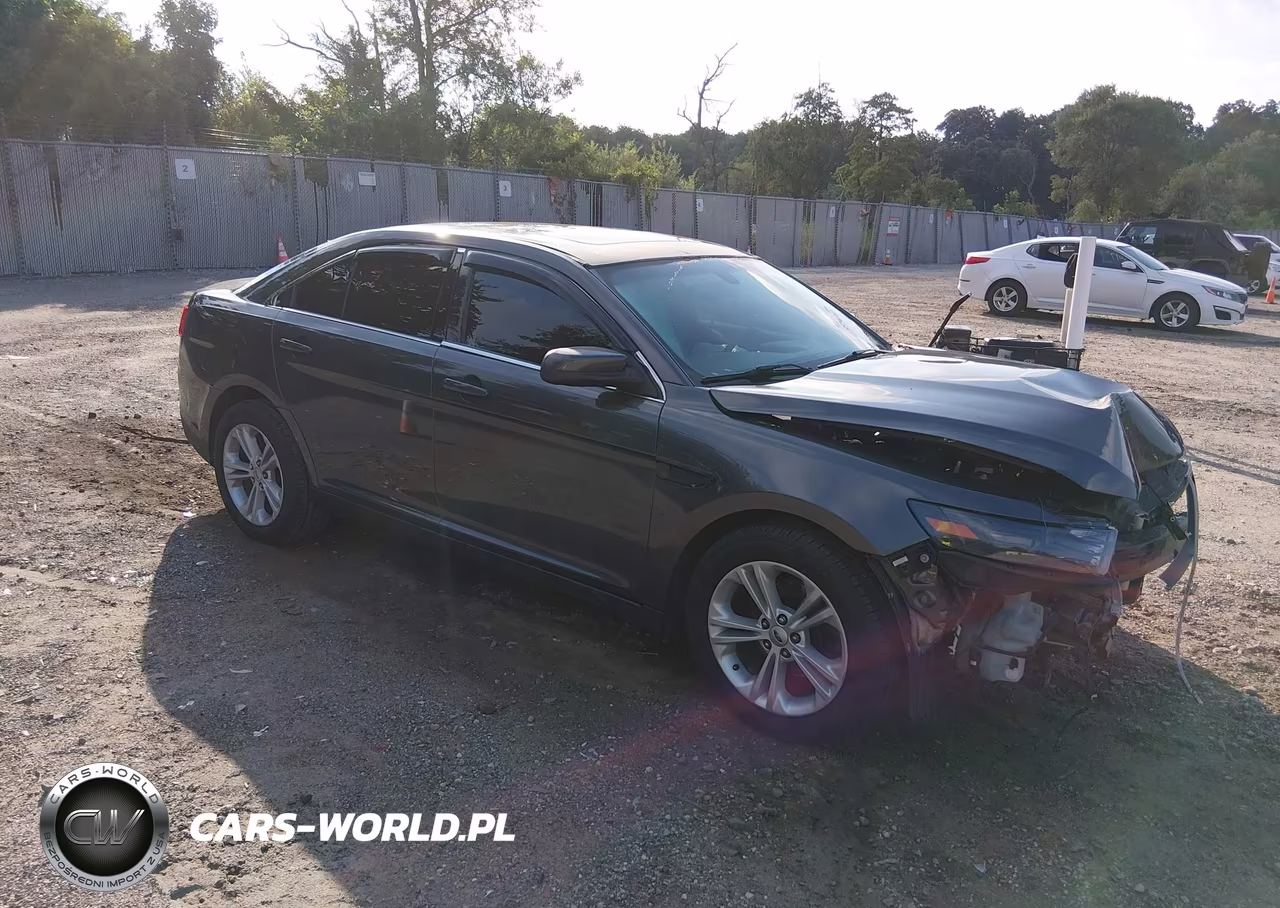 2016 Ford Taurus Sel