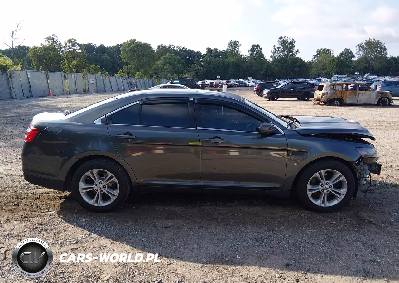 2016 Ford Taurus Sel VIN:1FAHP2E83GG130905 - 13