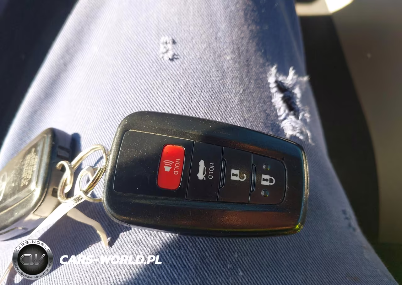 2018 Toyota Camry Xle VIN:4T1B11HK0JU527382 - 11