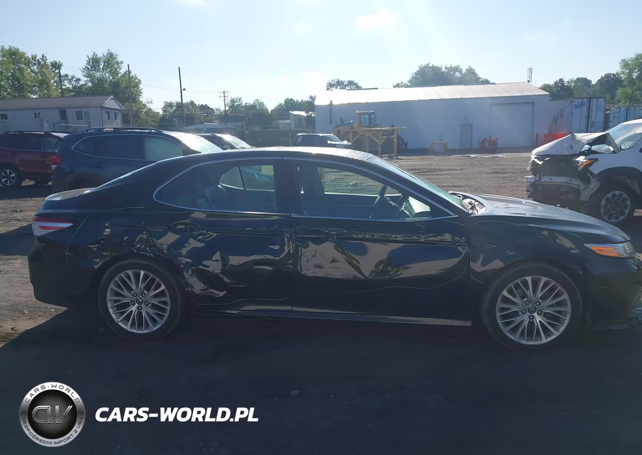 2018 Toyota Camry Xle VIN:4T1B11HK0JU527382 - 13