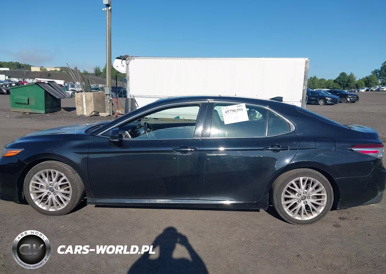 2018 Toyota Camry Xle VIN:4T1B11HK0JU527382 - 14