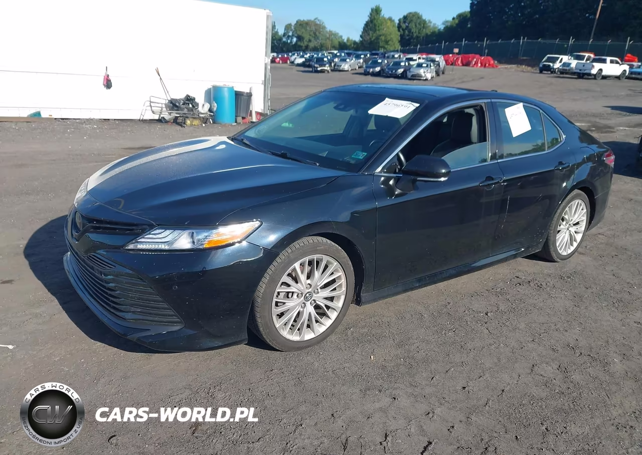 2018 Toyota Camry Xle VIN:4T1B11HK0JU527382 - 2