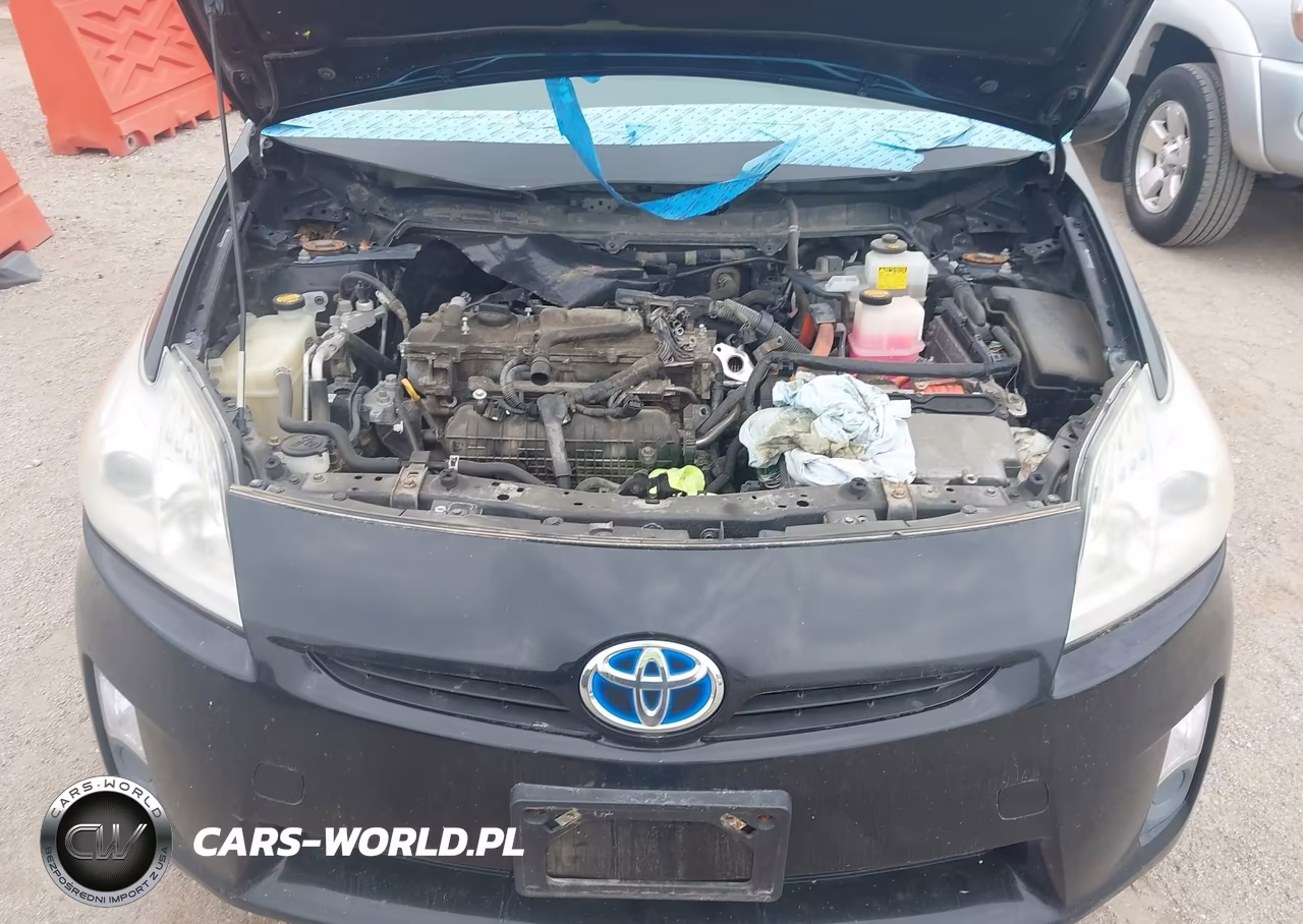 2011 Toyota Prius Three VIN:JTDKN3DU6B5368598 - 10