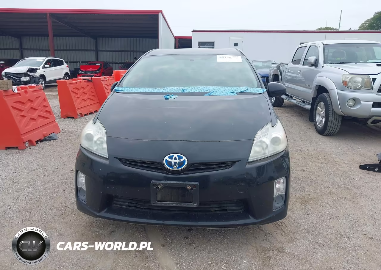 2011 Toyota Prius Three VIN:JTDKN3DU6B5368598 - 13
