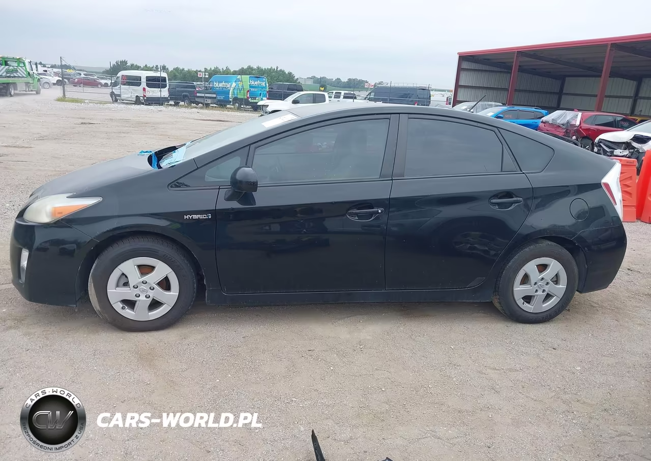 2011 Toyota Prius Three VIN:JTDKN3DU6B5368598 - 15