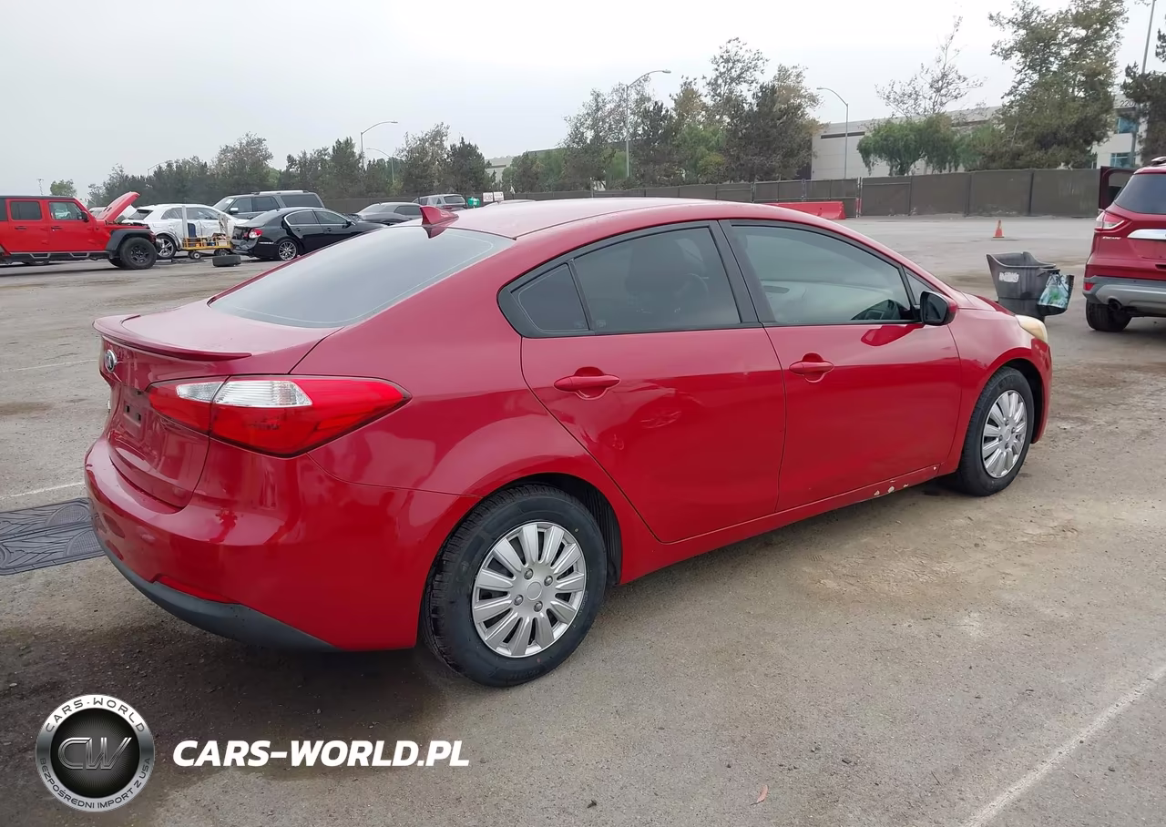 2016 Kia Forte Lx VIN:KNAFK4A65G5563621 - 4