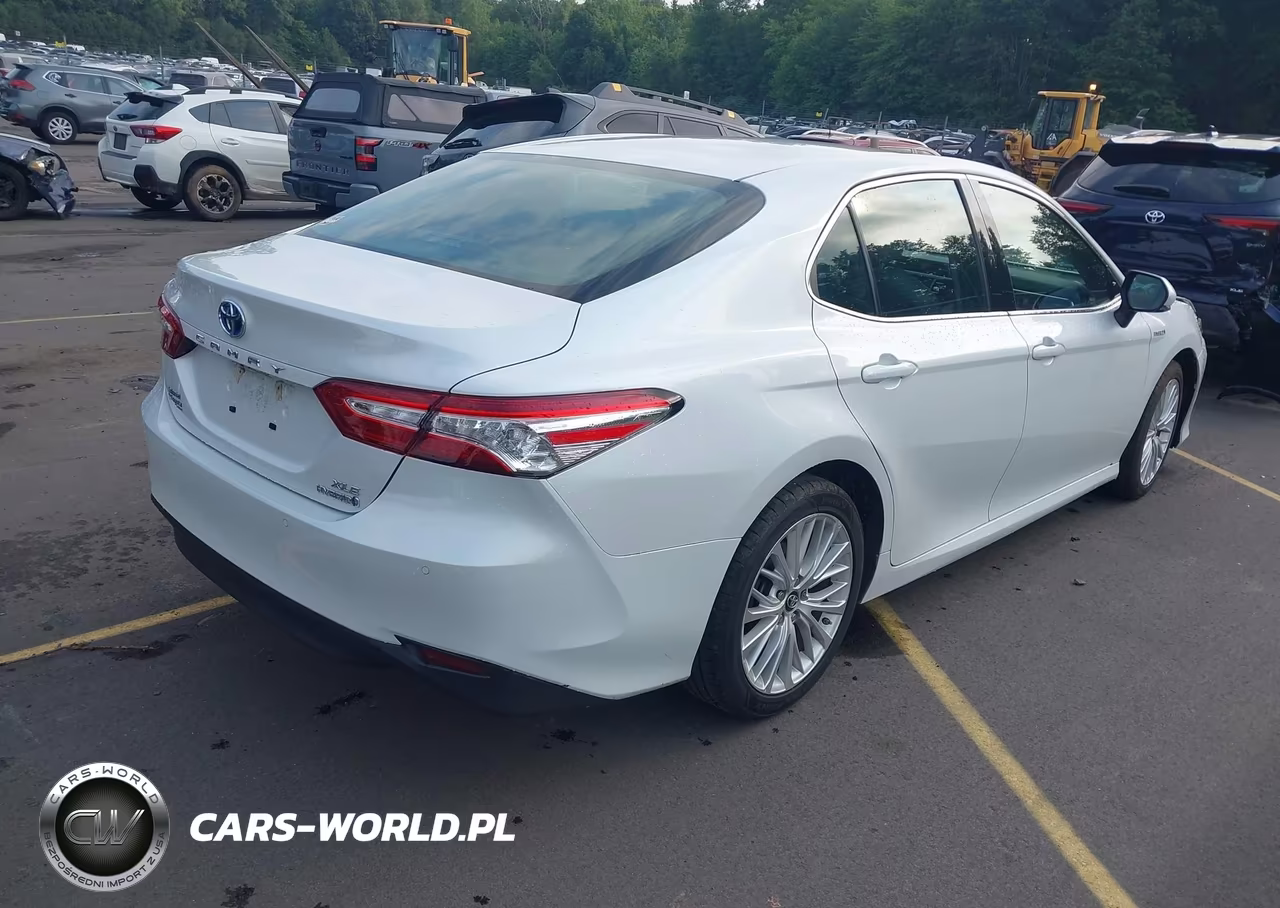 2018 Toyota Camry Hybrid Xle VIN:4T1B21HKXJU509405 - 4