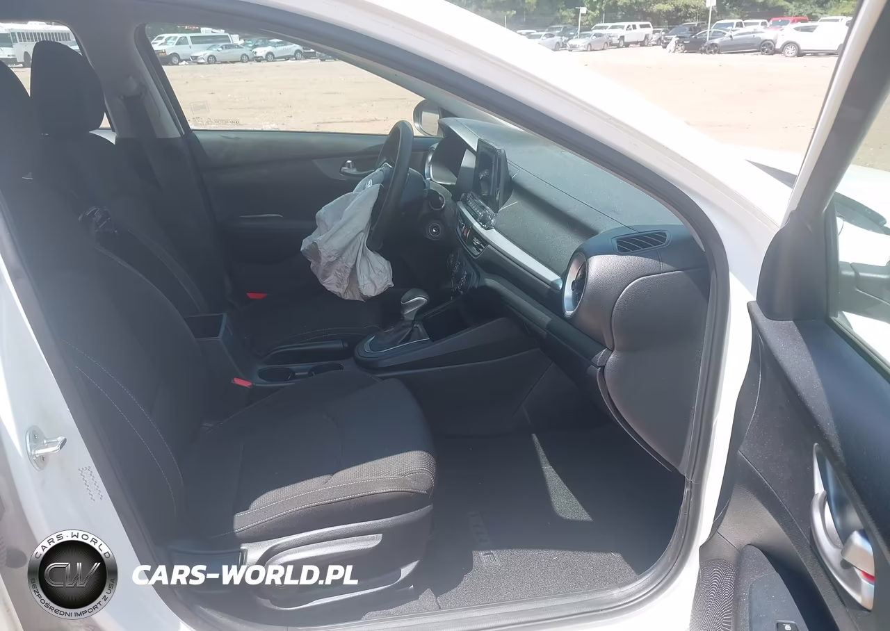 2020 Kia Forte Lxs VIN:3KPF24AD6LE251579 - 5