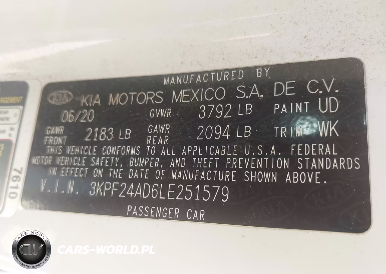 2020 Kia Forte Lxs VIN:3KPF24AD6LE251579 - 9