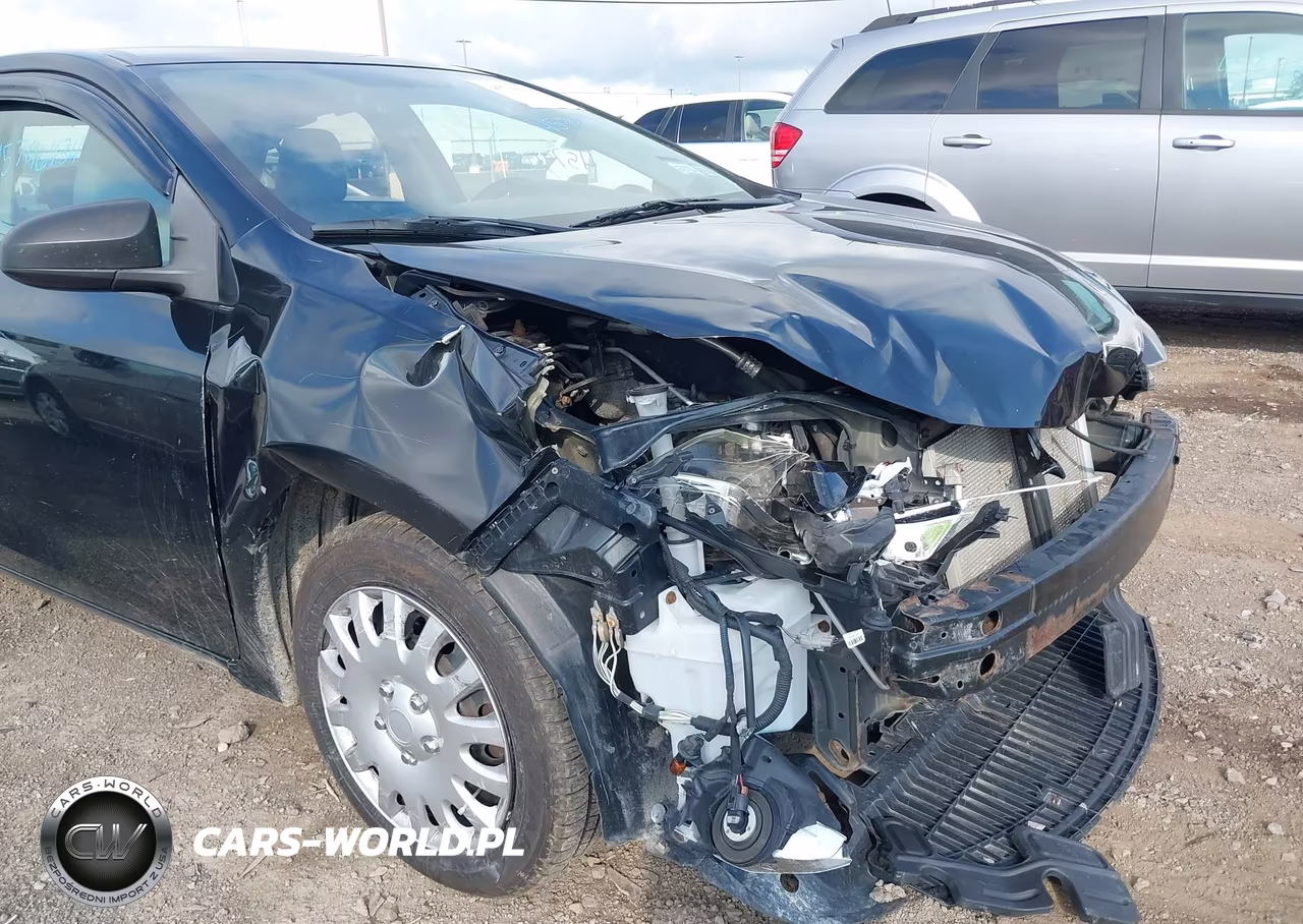 2016 Toyota Corolla Le VIN:2T1BURHE0GC524928 - 6