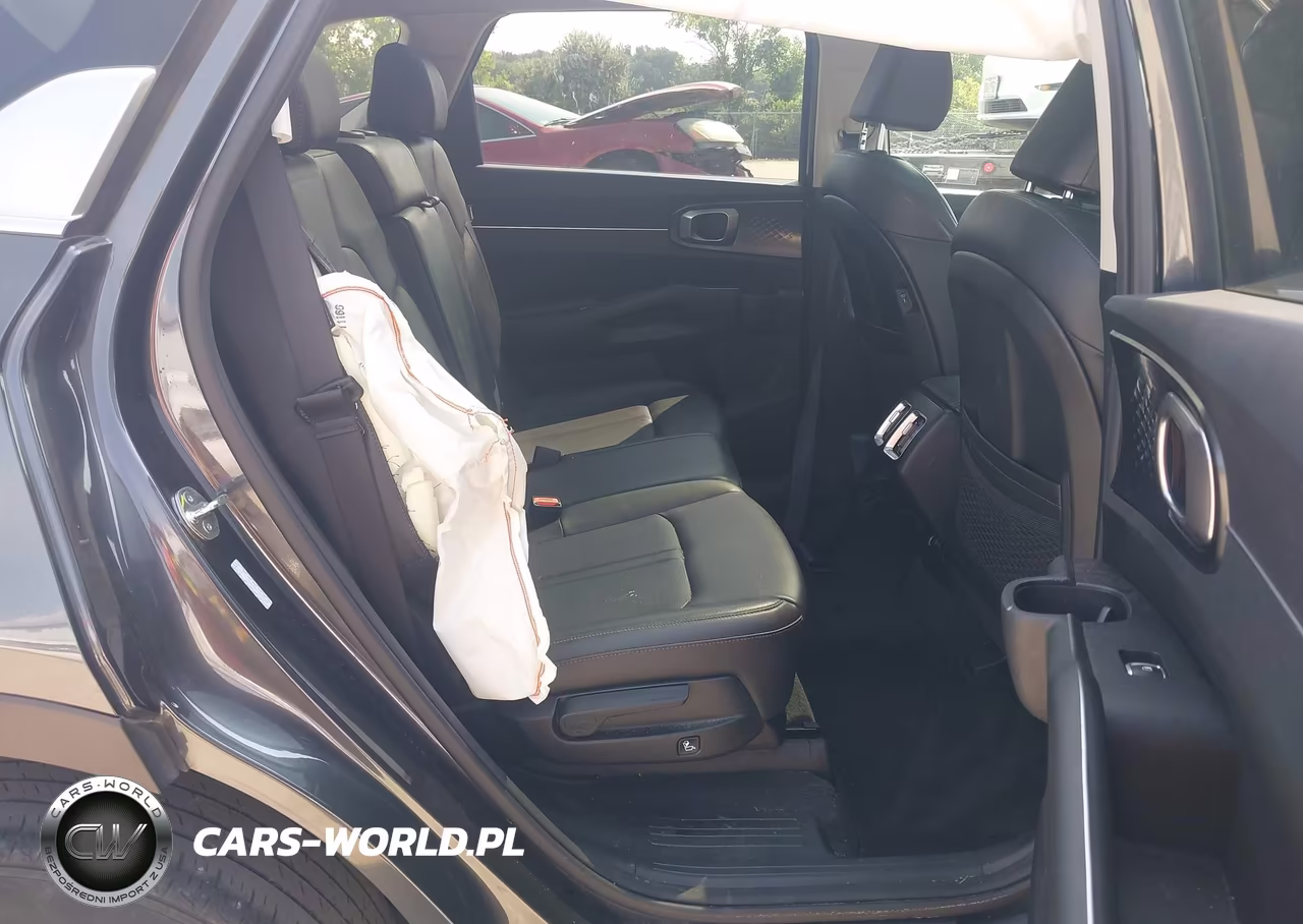 2024 Kia Sorento S VIN:5XYRL4JC3RG282009 - 8
