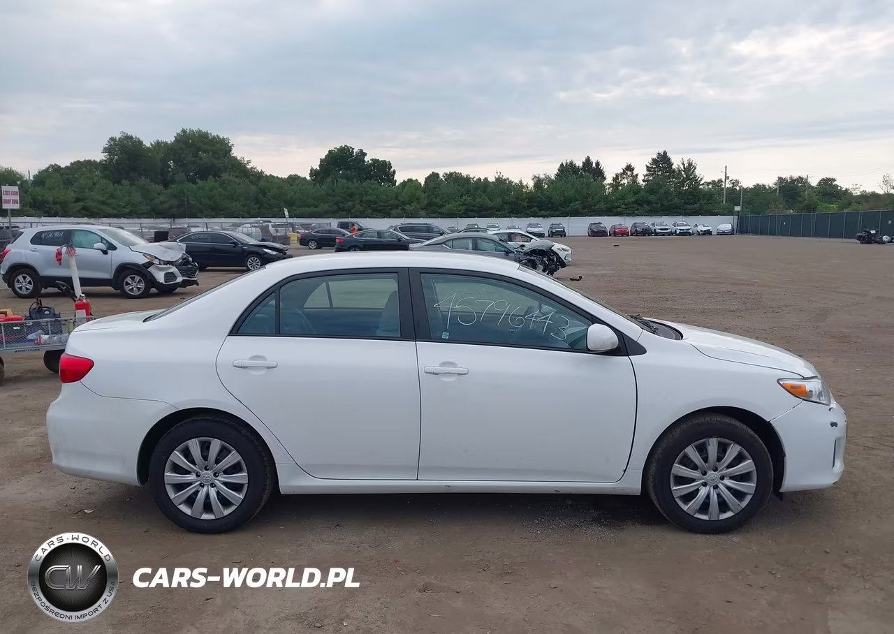 2012 Toyota Corolla Le VIN:5YFBU4EEXCP067496 - 13