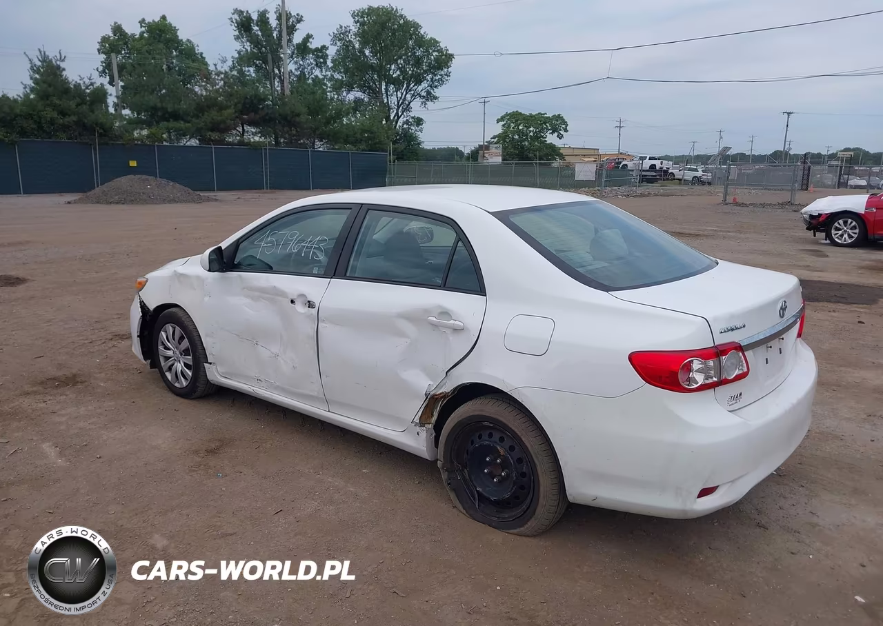 2012 Toyota Corolla Le VIN:5YFBU4EEXCP067496 - 3