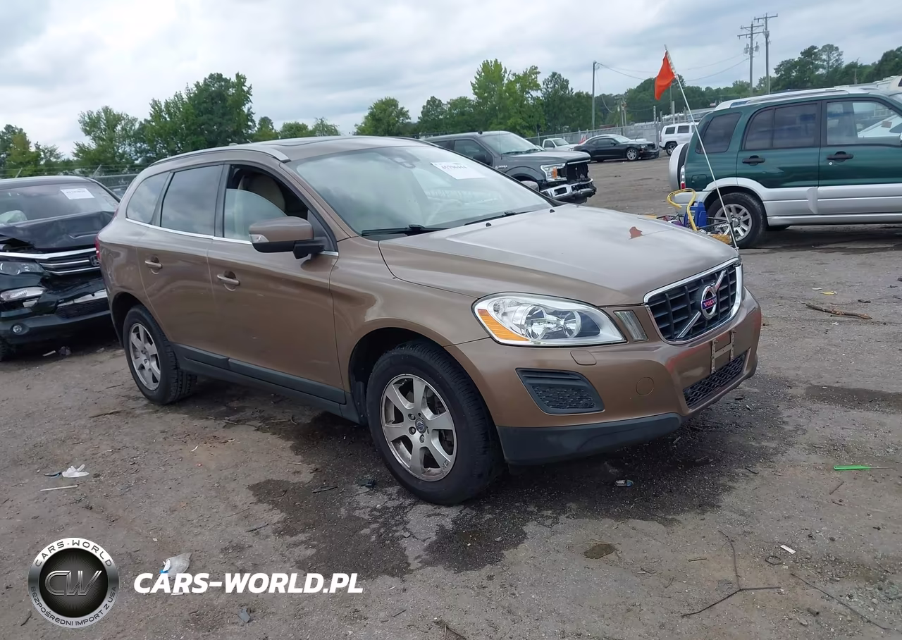 2011 Volvo Xc60 3.2-3.2 R-Design