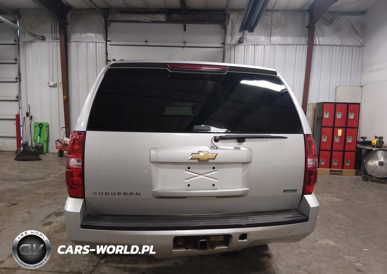 2010 Chevrolet Suburban 1500 Lt1 VIN:1GNUKJE33AR230947 - 17