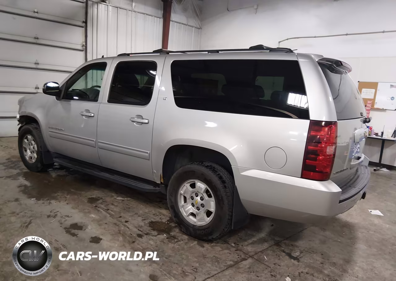 2010 Chevrolet Suburban 1500 Lt1 VIN:1GNUKJE33AR230947 - 3