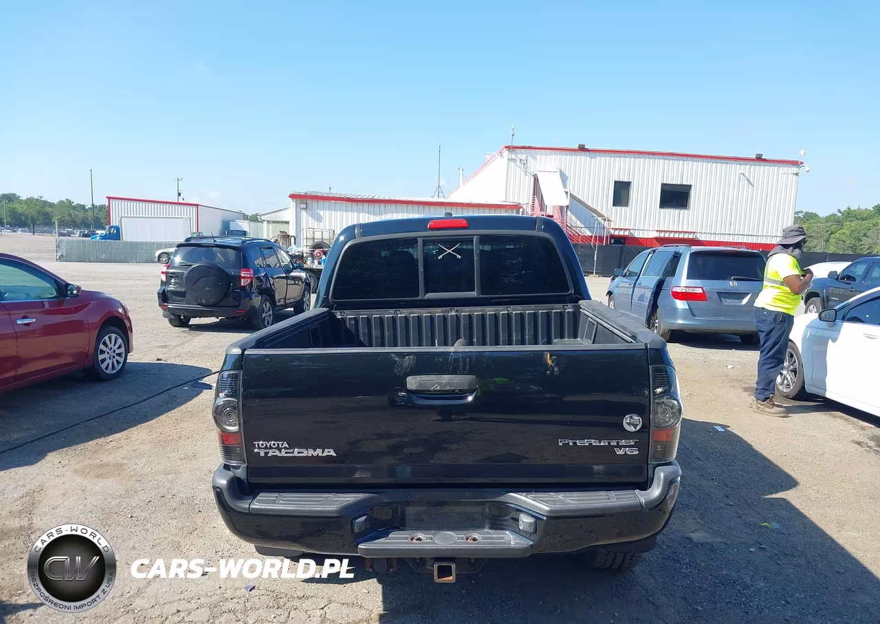 2011 Toyota Tacoma Prerunner V6 VIN:5TFJU4GN1BX003565 - 17