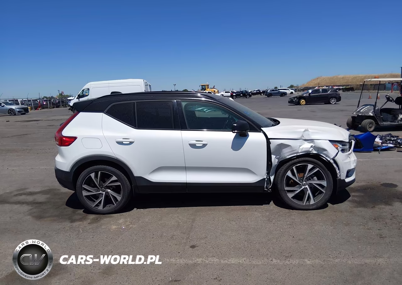 2019 Volvo Xc40 T5 R-Design VIN:YV4162UM4K2096442 - 13