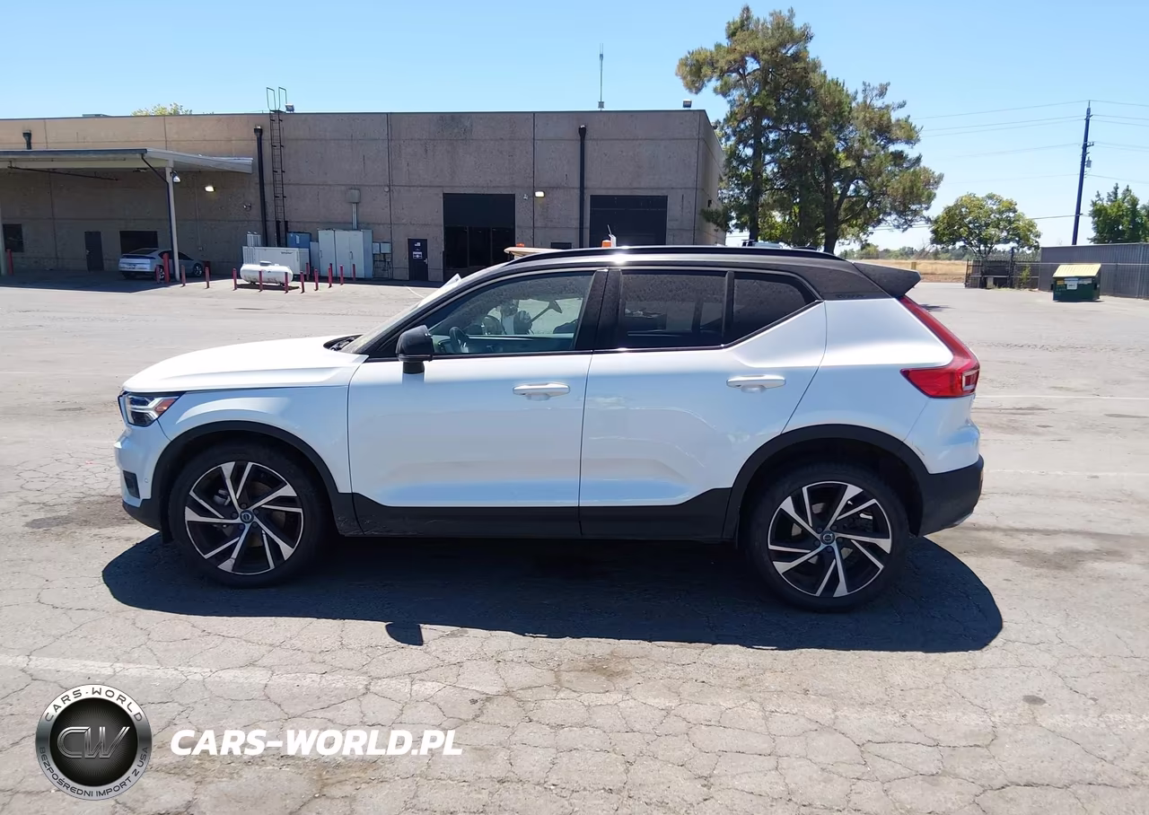 2019 Volvo Xc40 T5 R-Design VIN:YV4162UM4K2096442 - 14