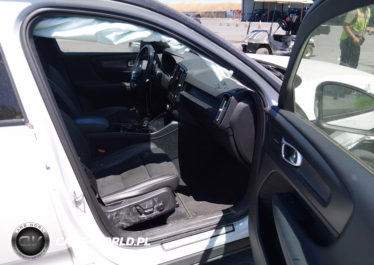 2019 Volvo Xc40 T5 R-Design VIN:YV4162UM4K2096442 - 5
